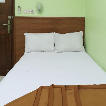 Hotel Prisma Sidoarjo Zewnętrze zdjęcie