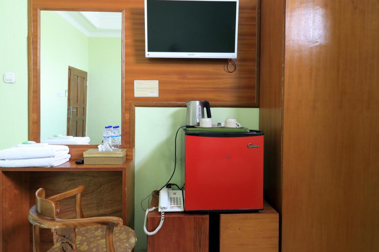 Hotel Prisma Sidoarjo Zewnętrze zdjęcie