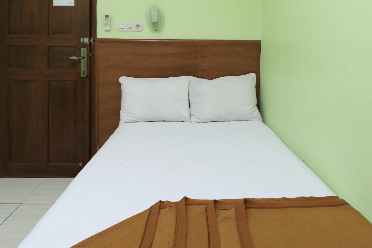 Hotel Prisma Sidoarjo Zewnętrze zdjęcie