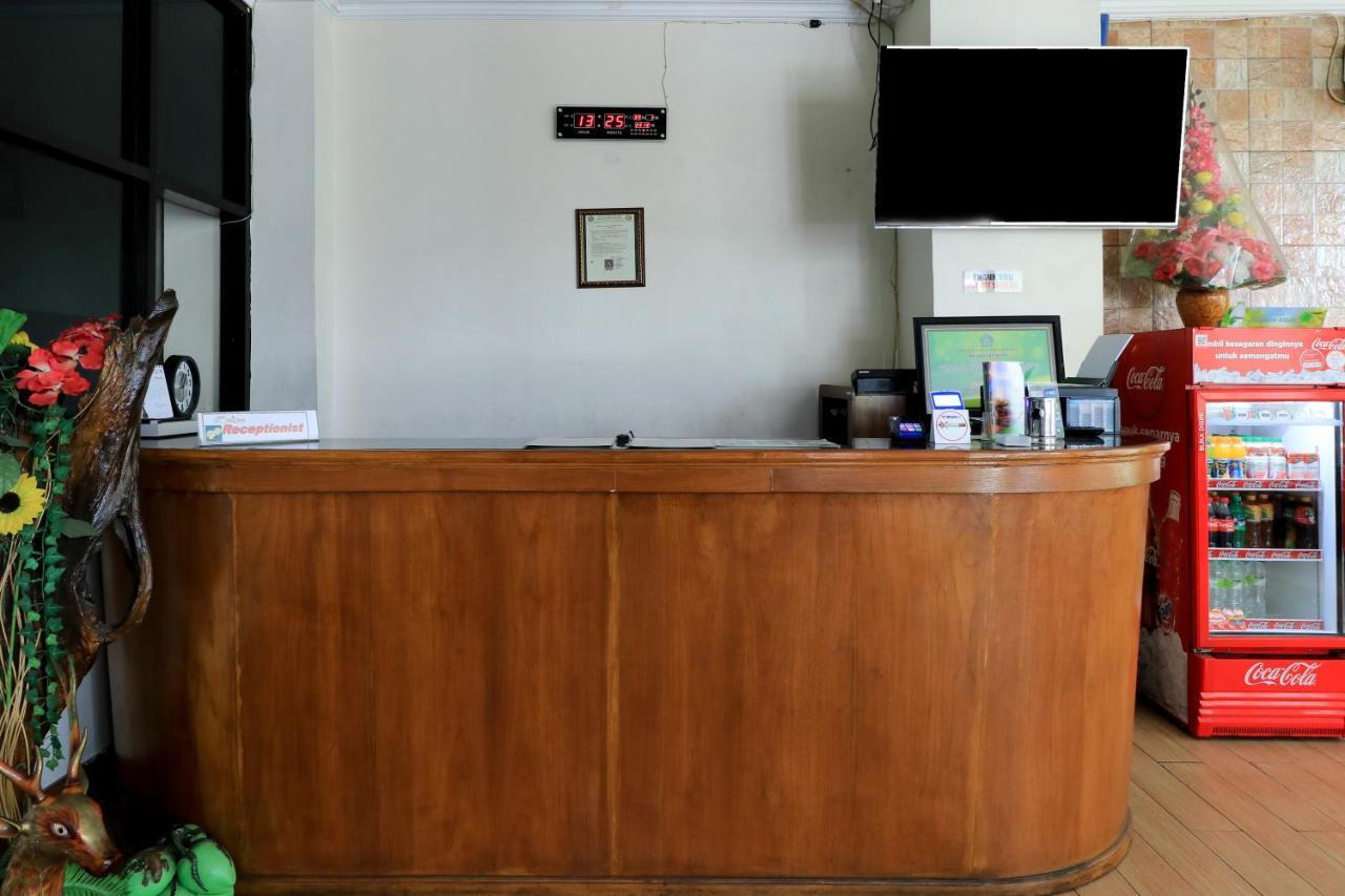 Hotel Prisma Sidoarjo Zewnętrze zdjęcie