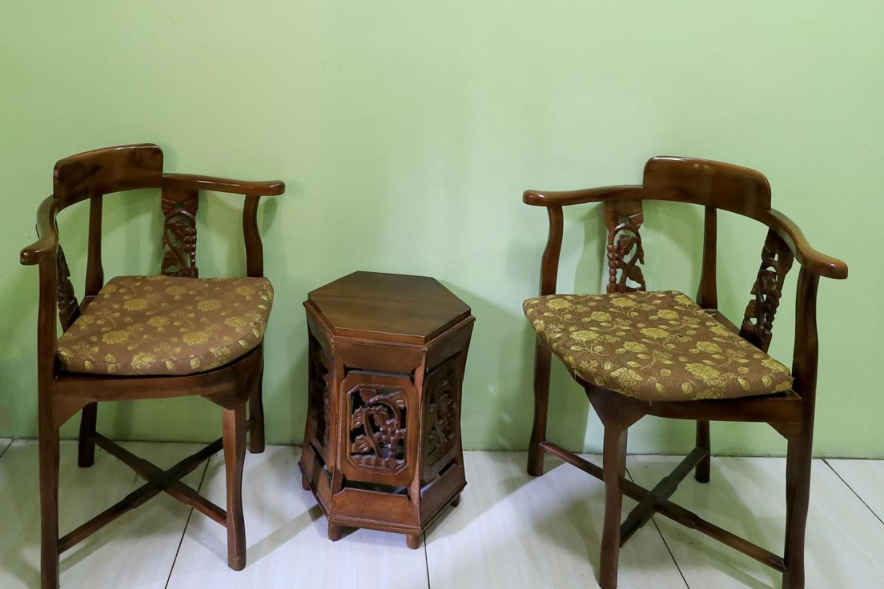 Hotel Prisma Sidoarjo Zewnętrze zdjęcie